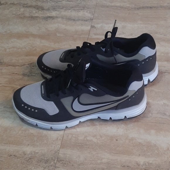 Nike Other - NIKE Lunarlon dynamic support RUNNING light weight